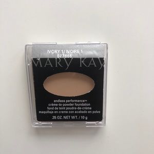Mary Kay Creme to Powder Foundation Ivory 1